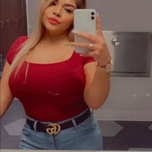 Meet your Posher, Alexis